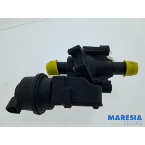 Renault - Twingo - Zusätzliche Wasserpumpe