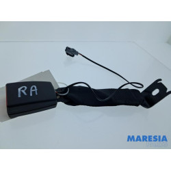 Renault - Twingo - Insertion ceinture de sécurité arrière droite