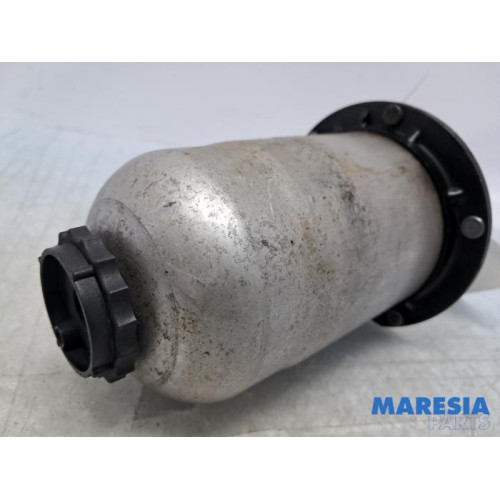 Renault - Trafic - Brandstoffilterhuis