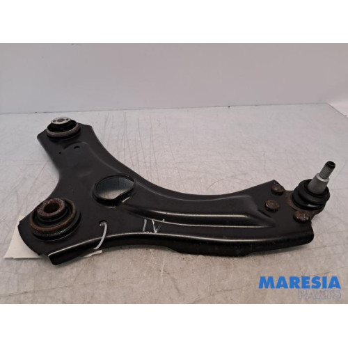 Renault - Clio - Bras de suspension bas avant gauche