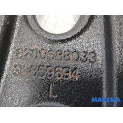 Renault - Trafic - Bras de suspension bas avant gauche