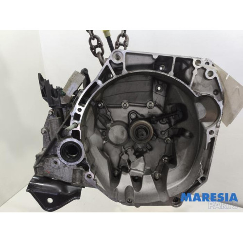 Renault - Clio - Gearbox