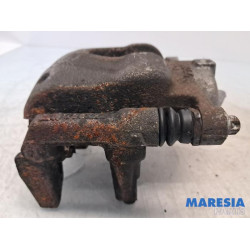 Renault - Clio - Remklauw (Tang) rechts-voor