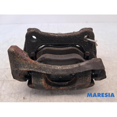 Renault - Clio - Remklauw (Tang) rechts-voor