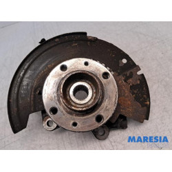 Renault - Clio - Fusee links-voor