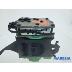 Citroen - Berlingo - Front seatbelt, left