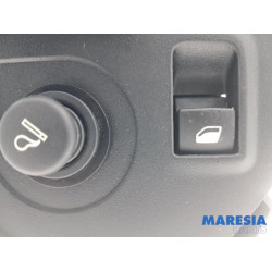 Citroen - Berlingo - Combischakelaar ramen