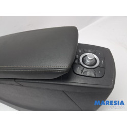 Renault - Grand Scenic - Console centrale