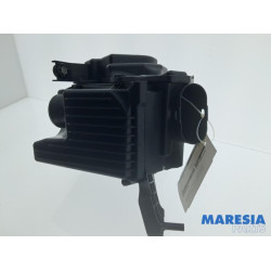 Renault - Twingo - Luftfiltergehäuse