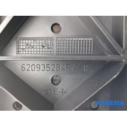 Renault - Twingo - Stoßstangenstütze links vorne