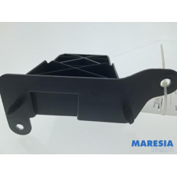 Renault - Twingo - Stoßstangenstütze rechts vorne