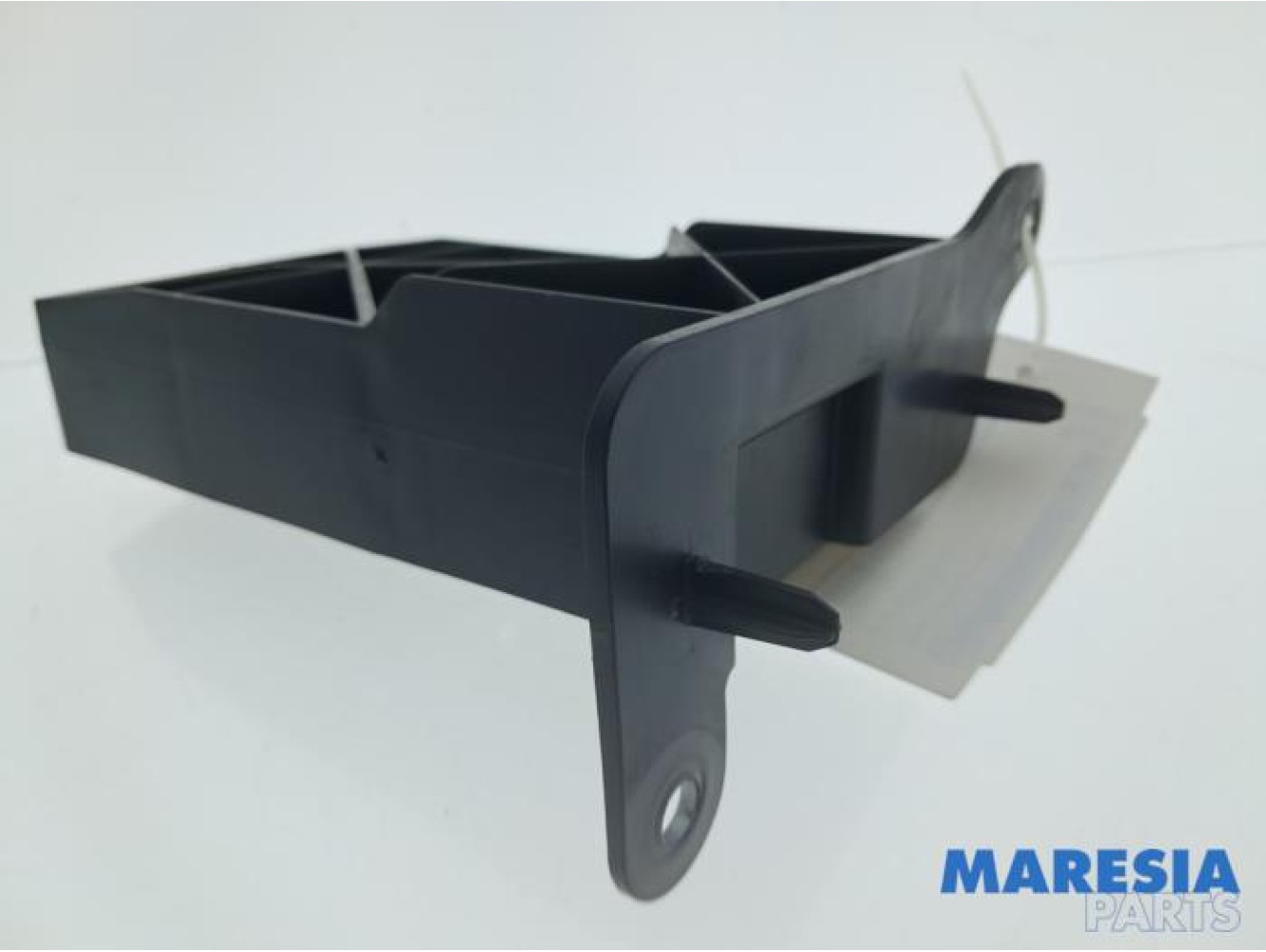 Renault - Twingo - Stoßstangenstütze rechts vorne