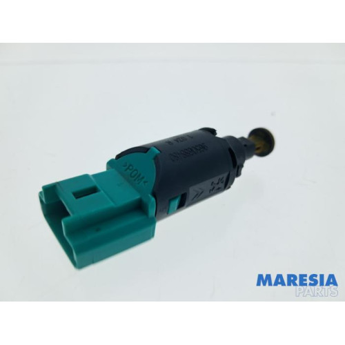 Citroen - Berlingo - Bremslicht Schalter