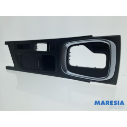 Renault - Megane - Middle console