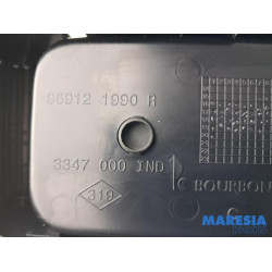 Renault - Megane - Middle console