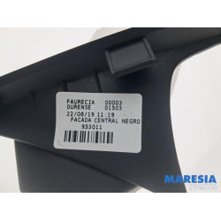 Renault - Megane - Radiotrim