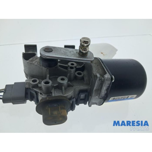 Renault - Megane - Scheibenwischermotor vorne