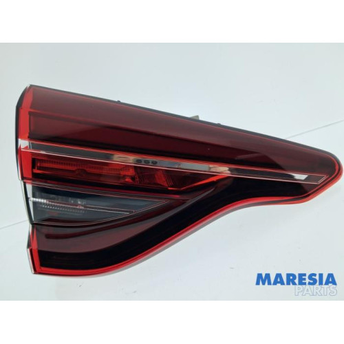 Renault - Clio - Taillight, left