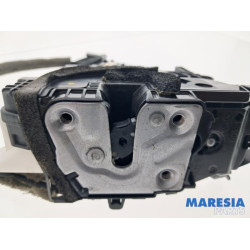 Renault - Clio - Deurslot Mechaniek 4Deurs links-voor