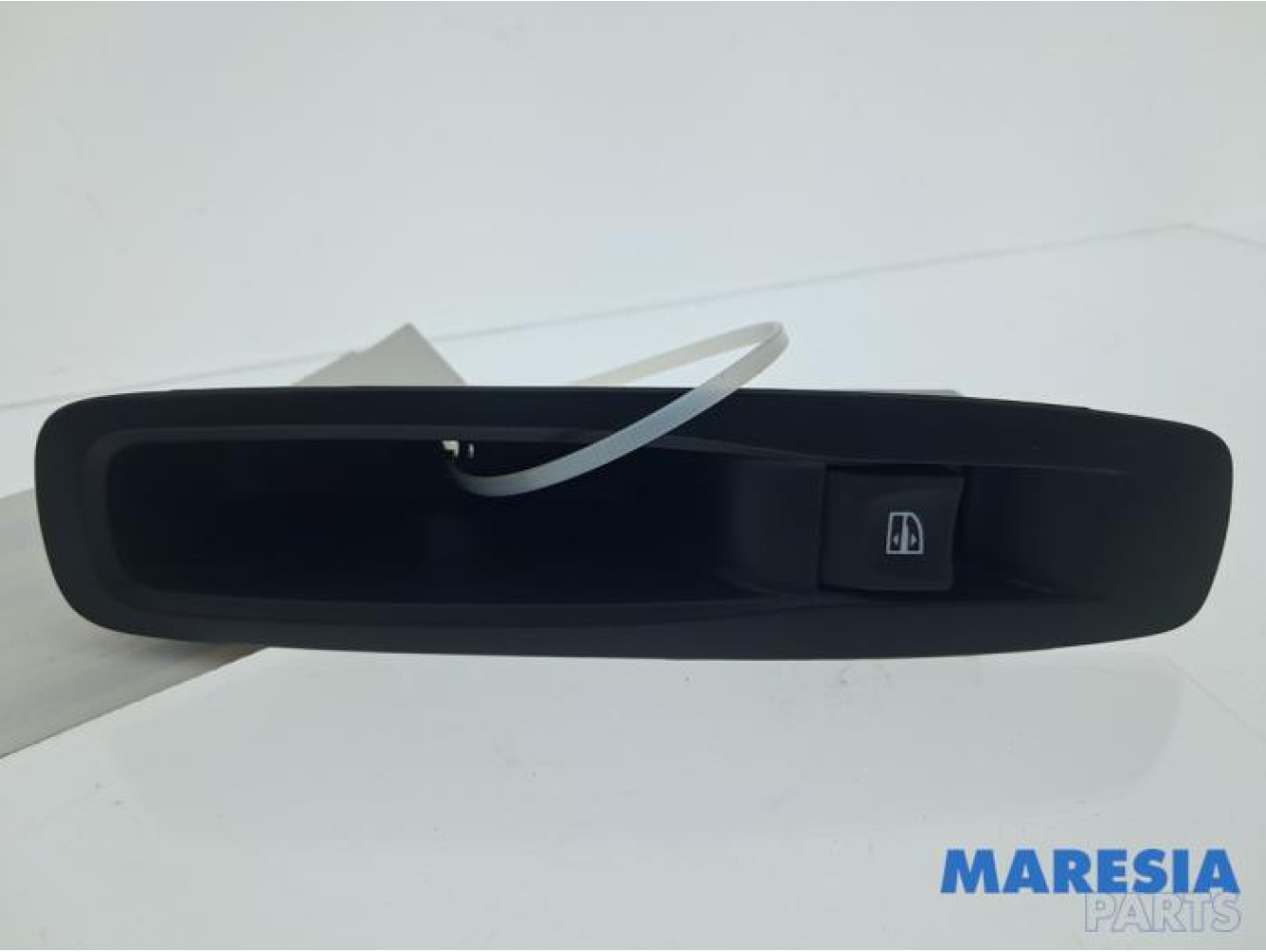 Renault - Megane - Electric window switch