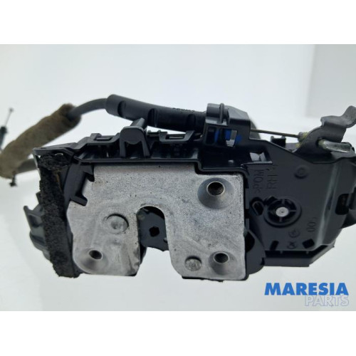 Renault - Clio - Rear door mechanism 4-door, right