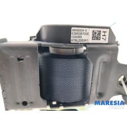 Renault - Clio - Rear seatbelt, left