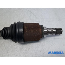 Renault - Twingo - Antriebswelle links hinten