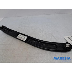 Renault - Twingo - Bielle de réaction arrière droite