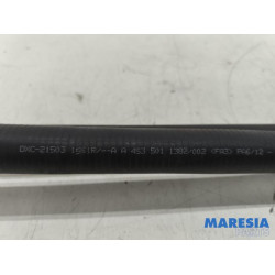 Renault - Twingo - Water pipe