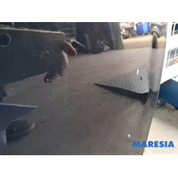 Peugeot - 108 - Front door 4-door, right