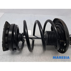 Renault - Grand Scenic - Front shock absorber rod, left