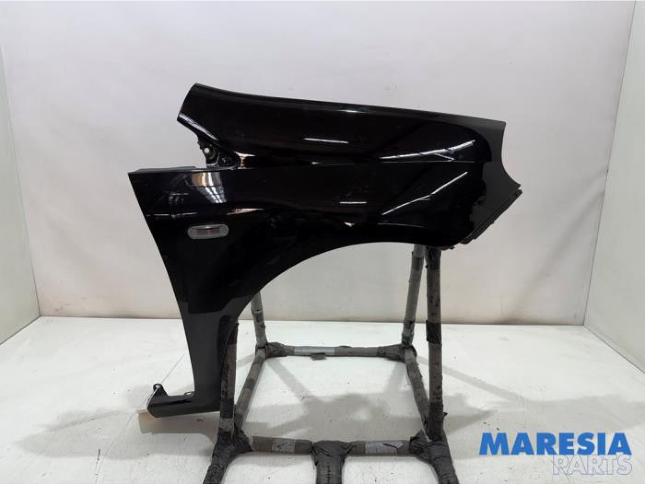 Fiat - Punto - Kotflügel rechts vorne