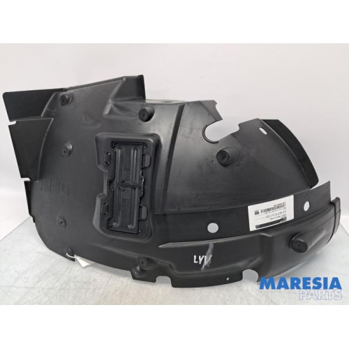 Renault - Trafic - Wheel arch liner