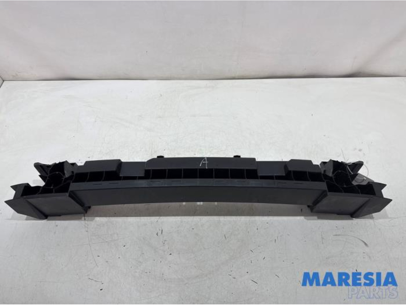 Renault - Captur - Rear bumper frame