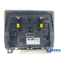 Renault - Clio - Navigation Display