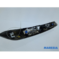 Renault - Captur - Decorative strip tailgate