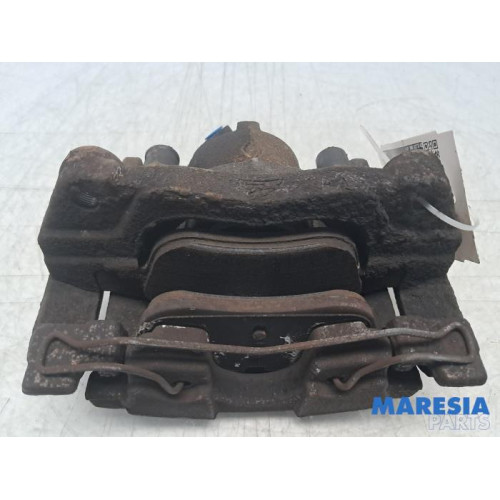 Renault - Grand Scenic - Remklauw (Tang) links-voor