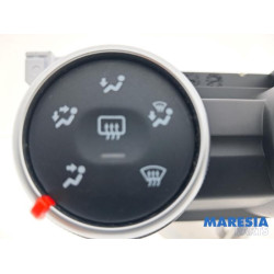Renault - Clio - Panneau de commandes chauffage
