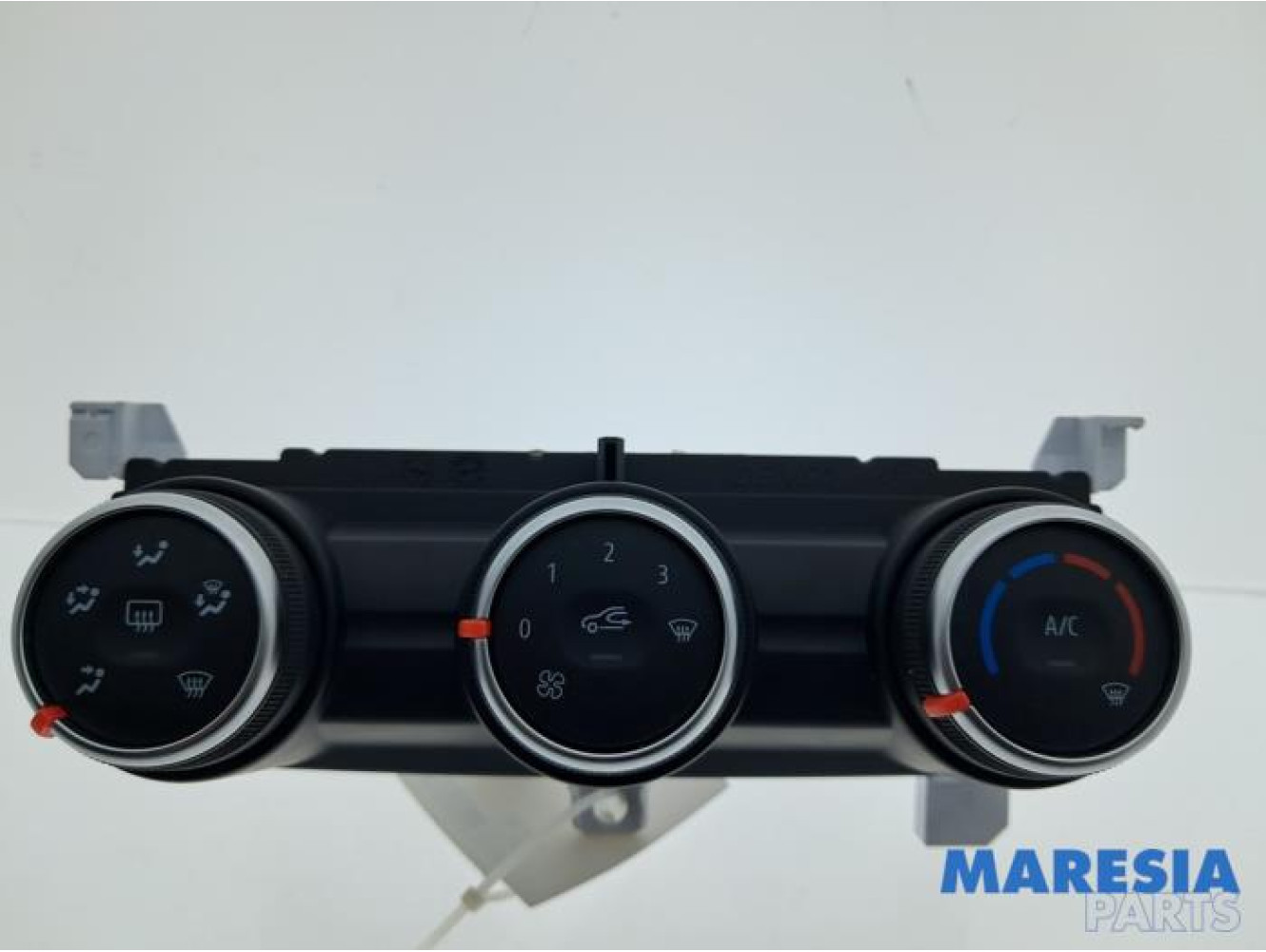 Renault - Clio - Panneau de commandes chauffage