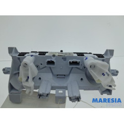 Renault - Clio - Panneau de commandes chauffage