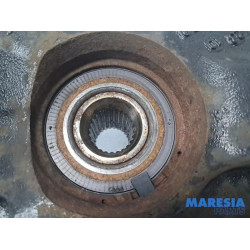 Renault - Grand Scenic - Knuckle, front right