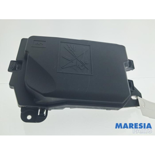 Renault - Clio - Fuse box