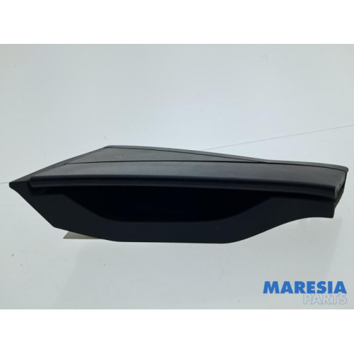 Renault - Clio - Rear door handle 4-door, left