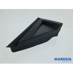 Renault - Clio - Decorative strip