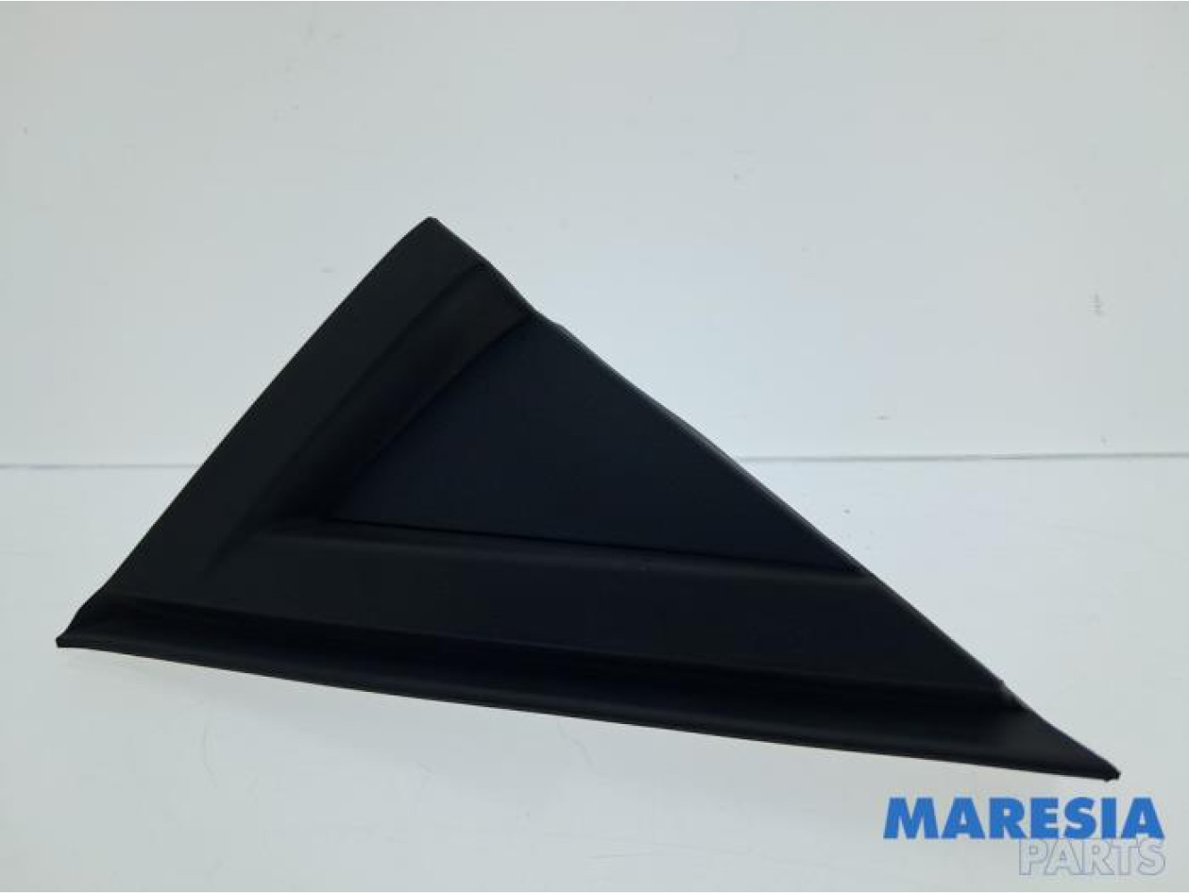 Renault - Clio - Decorative strip