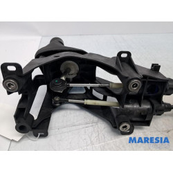 Renault - Clio - Versnellingspook