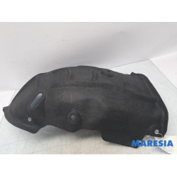 Renault - Grand Scenic - Passage de roue