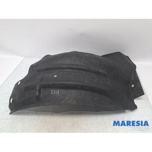 Renault - Megane - Wheel arch liner
