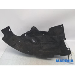 Renault - Megane - Passage de roue