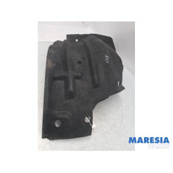 Renault - Megane - Passage de roue